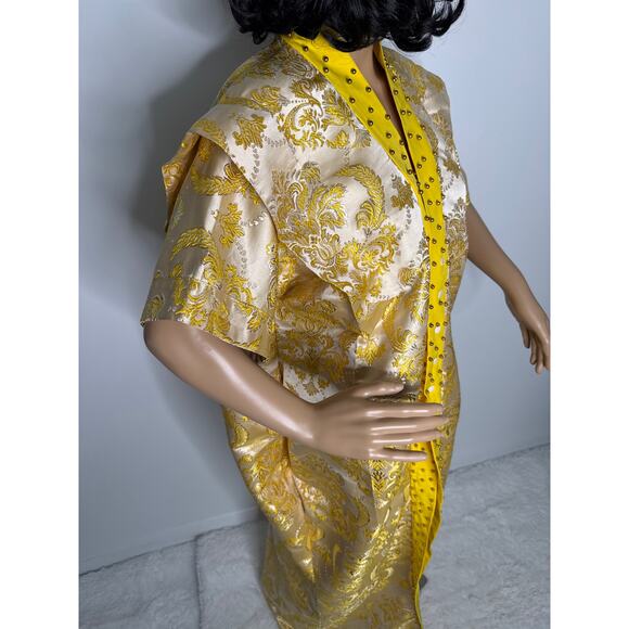 Vintage Y2K OOAK Gold Brocade Baroque Robe with Studded Yellow Trim medium - Picture 11 of 14
